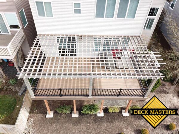 Trex Transcend Havana Gold Deck with Signature rail and cedar pergola.