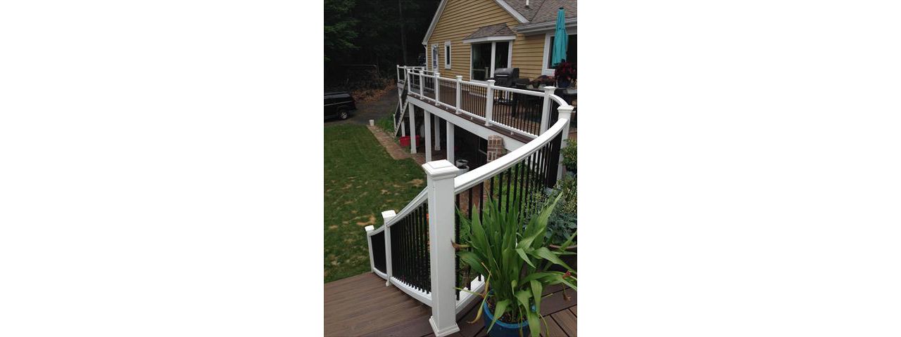 Curved Transcend composite railing