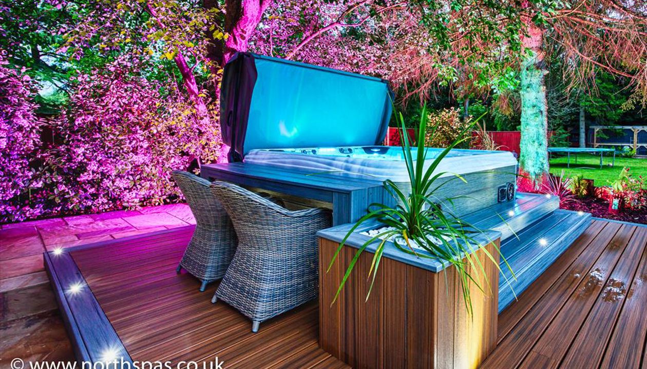 Tiki Torch contrasted by Grey Island Mist