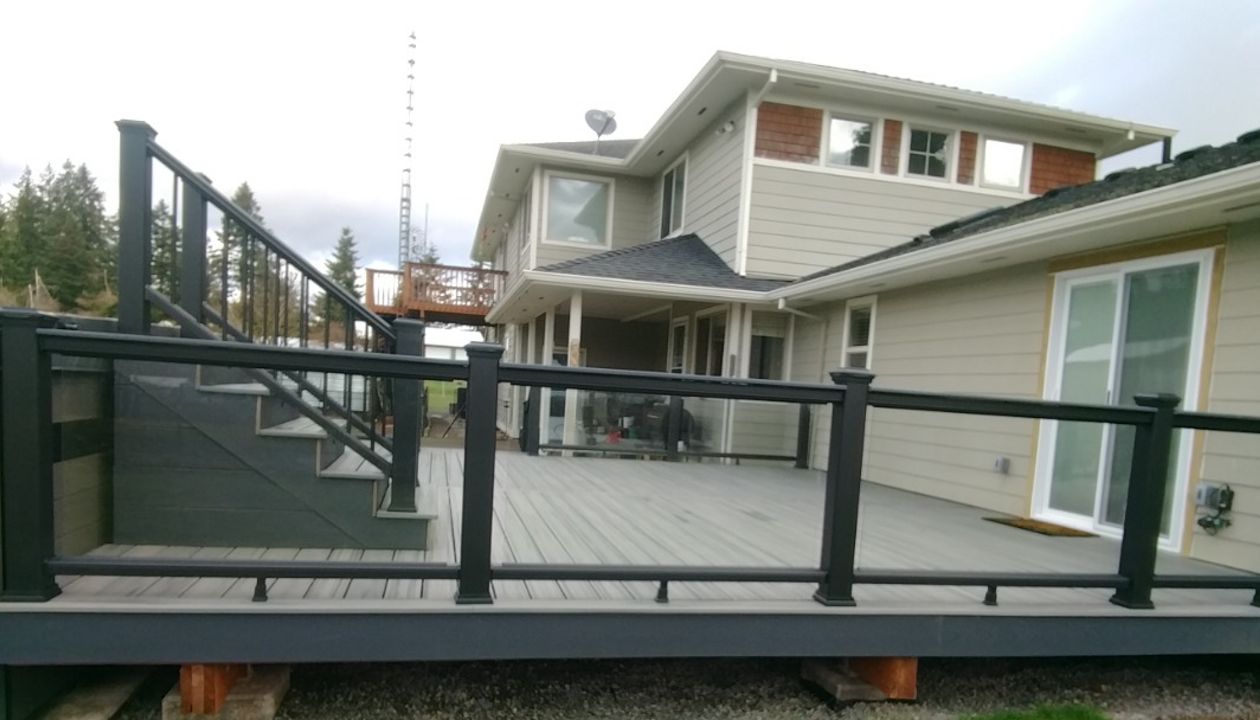 Island Mist with glass infill built for swim-spa