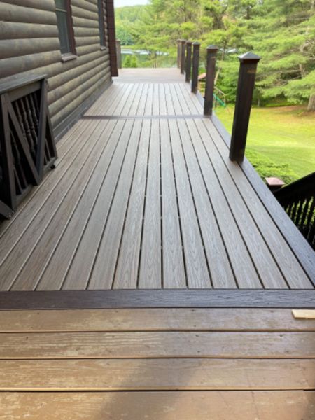 Hot tub deck 12’X12’