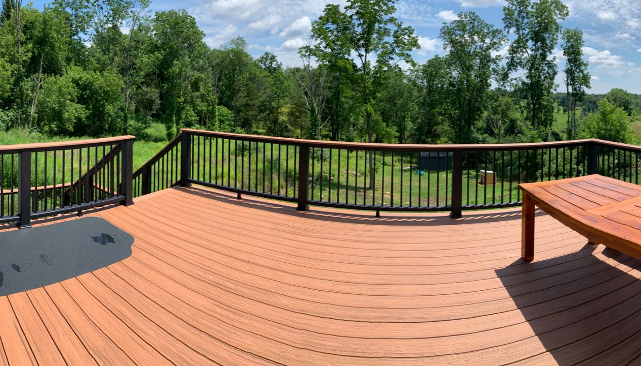 Wilbur Road Deck - Trex Tiki Torch with Trex Railings