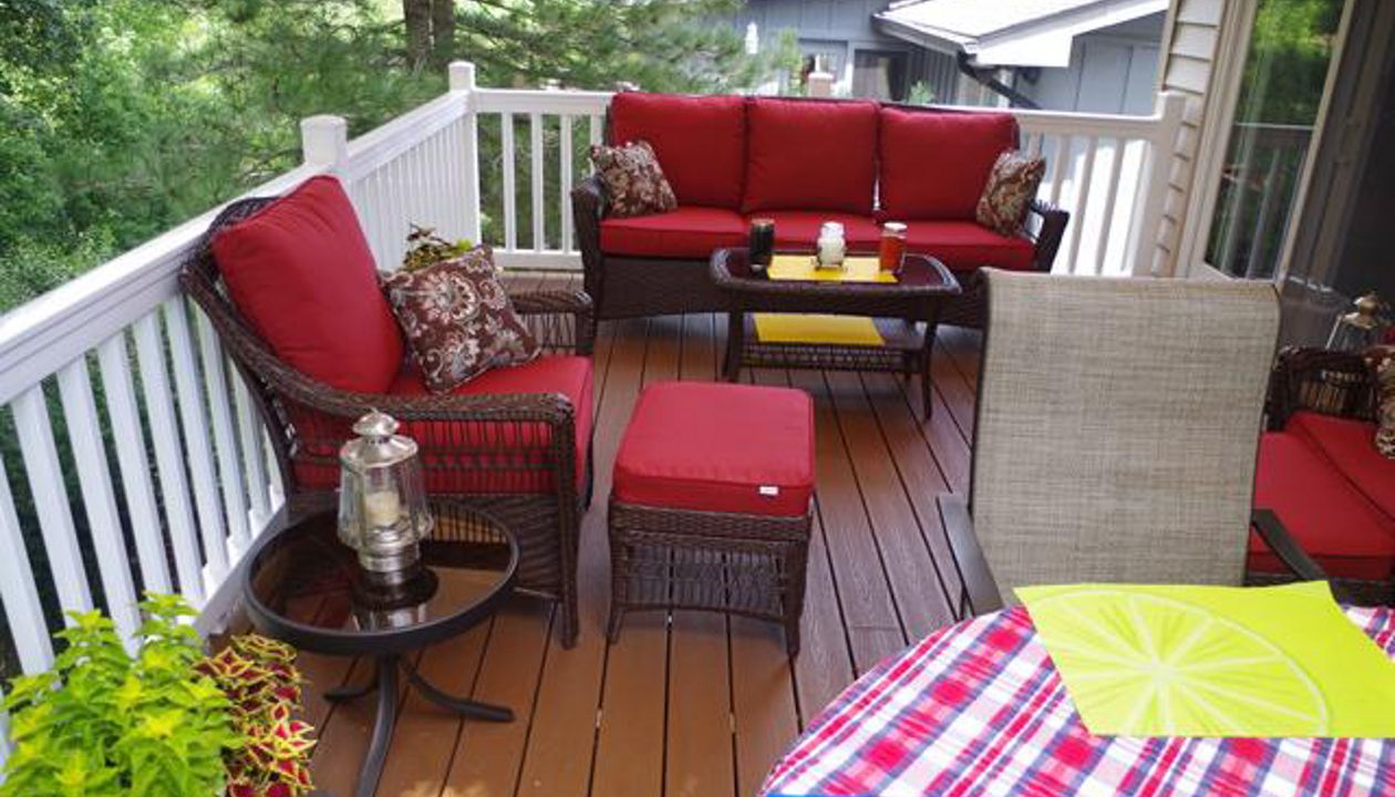 Trex Transcend and stainless steel hidden fasteners