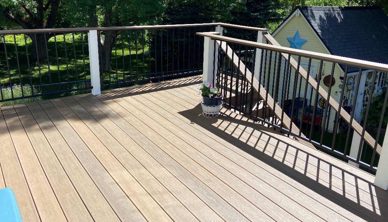 Trex Enhance toasted sand