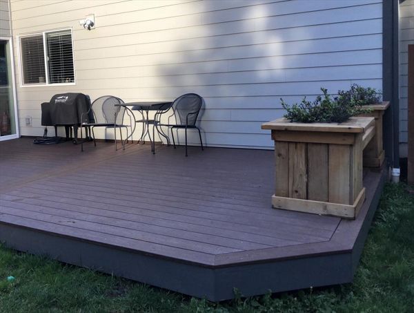 Trex Lava Rock decking, with picture frame design.