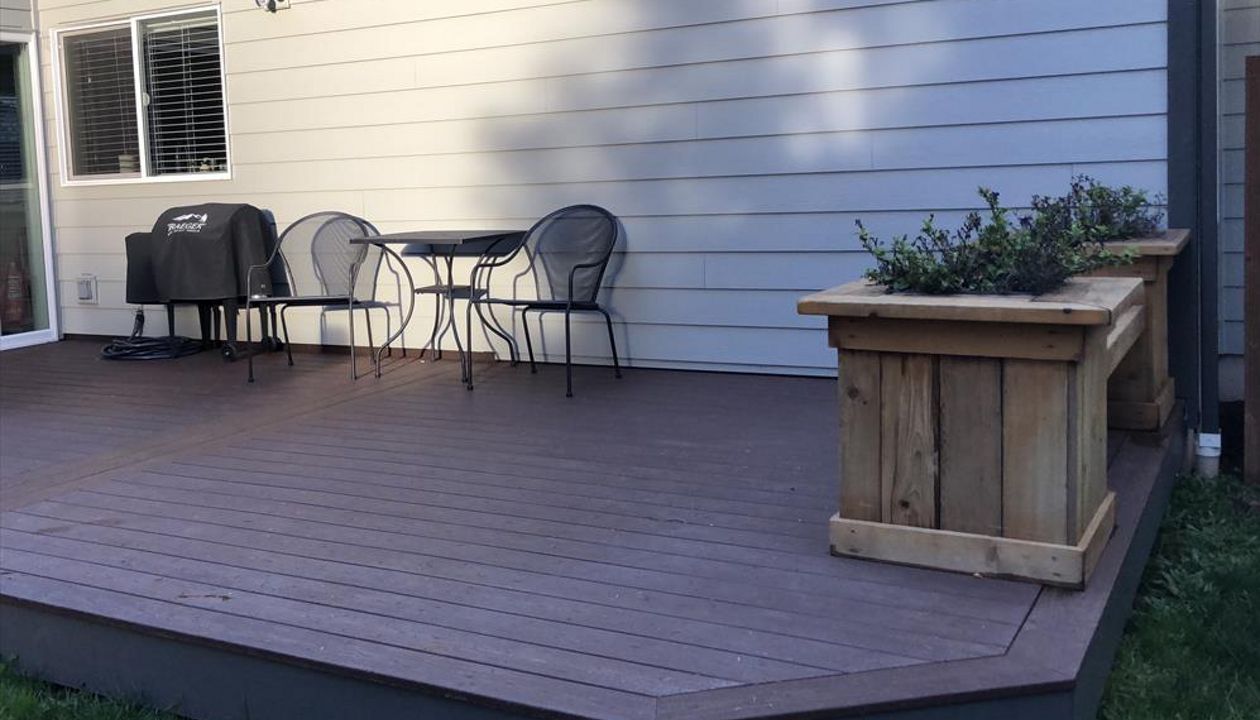 Trex Lava Rock decking, with picture frame design.