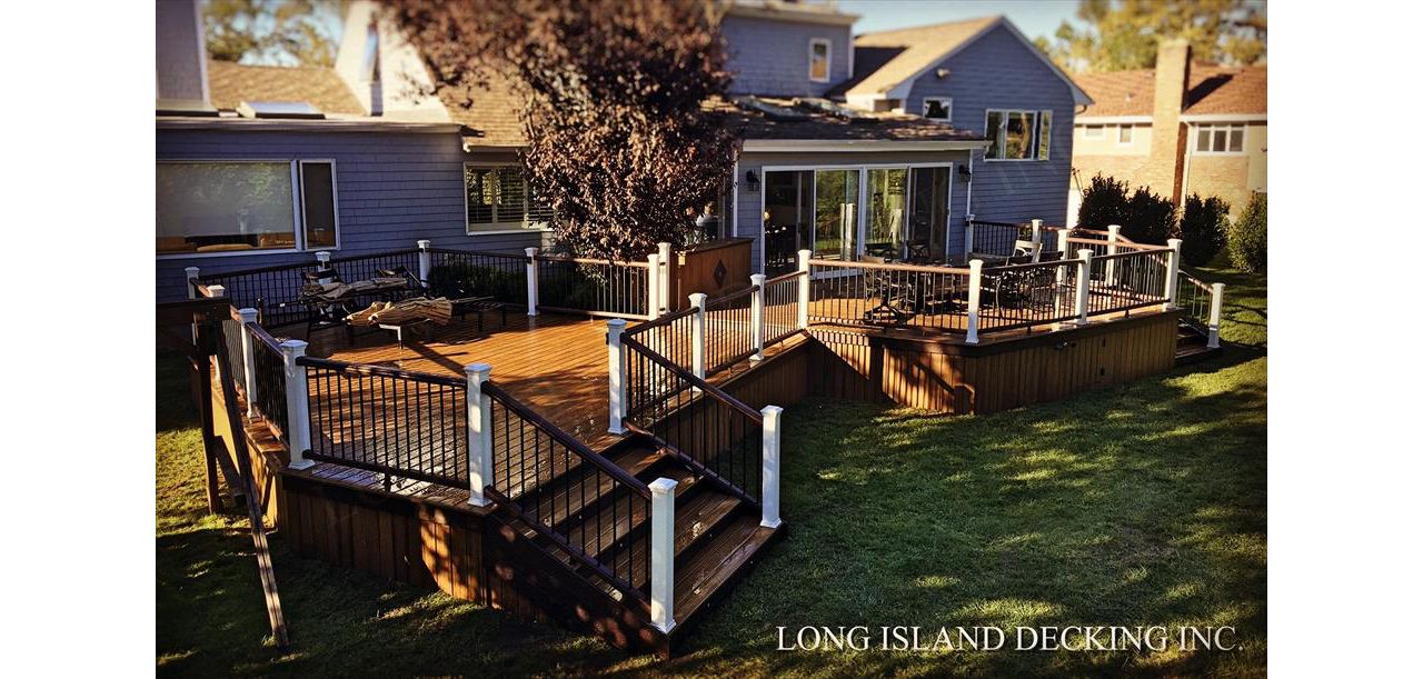 Long Island Deck Builder Hewlett NY