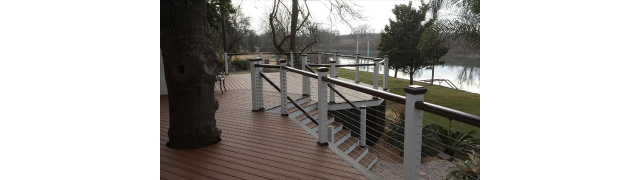 Custom Trex Tiki Torch deck with white/vintage lantern rail