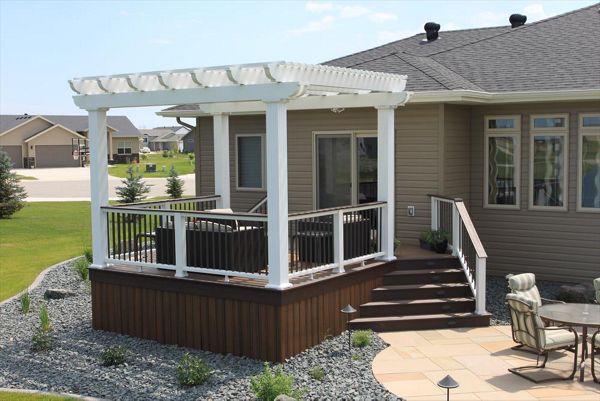 Spiced Rum with Vintage Lantern Border, Fascia, and Risers