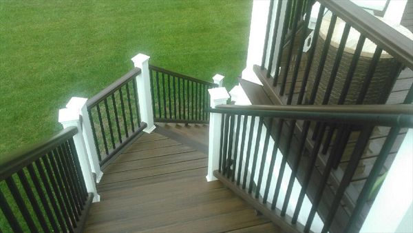 Transcends Tropical Decking With Crown Top Railing