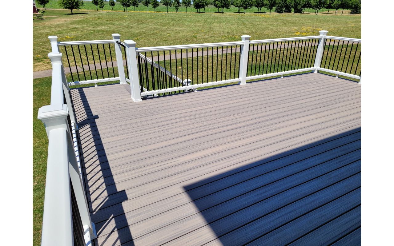Enhance Naturals Rocky Harbor w/ Transcend Railings, Northfield MN