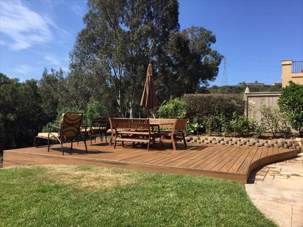 Trex Havana Gold decking with radius edge, Carlsbad, CA
