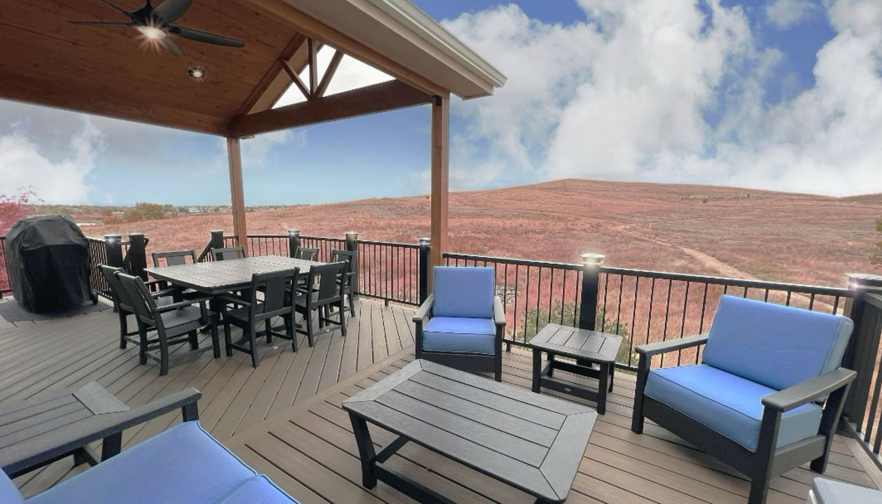 TREX Enhance deck in Costal Bluff in Erie, CO