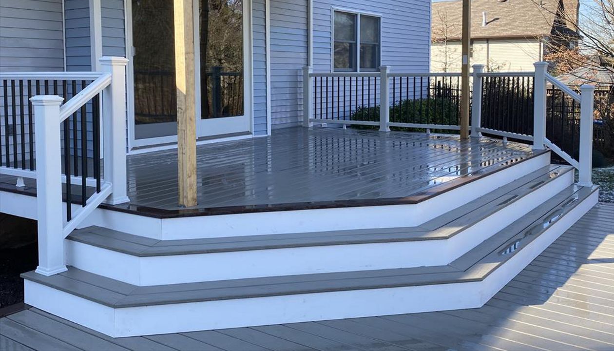 Valley Cottage NY Trex Deck