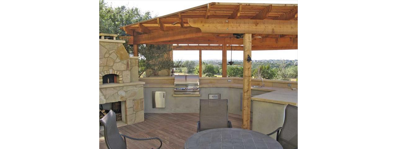 Trex composite outdoor living space, greater Austin metro, TX