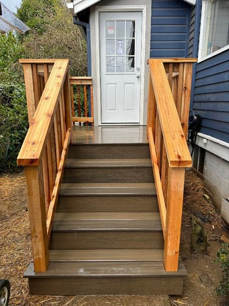 Coastal Bluff decking and fascia
