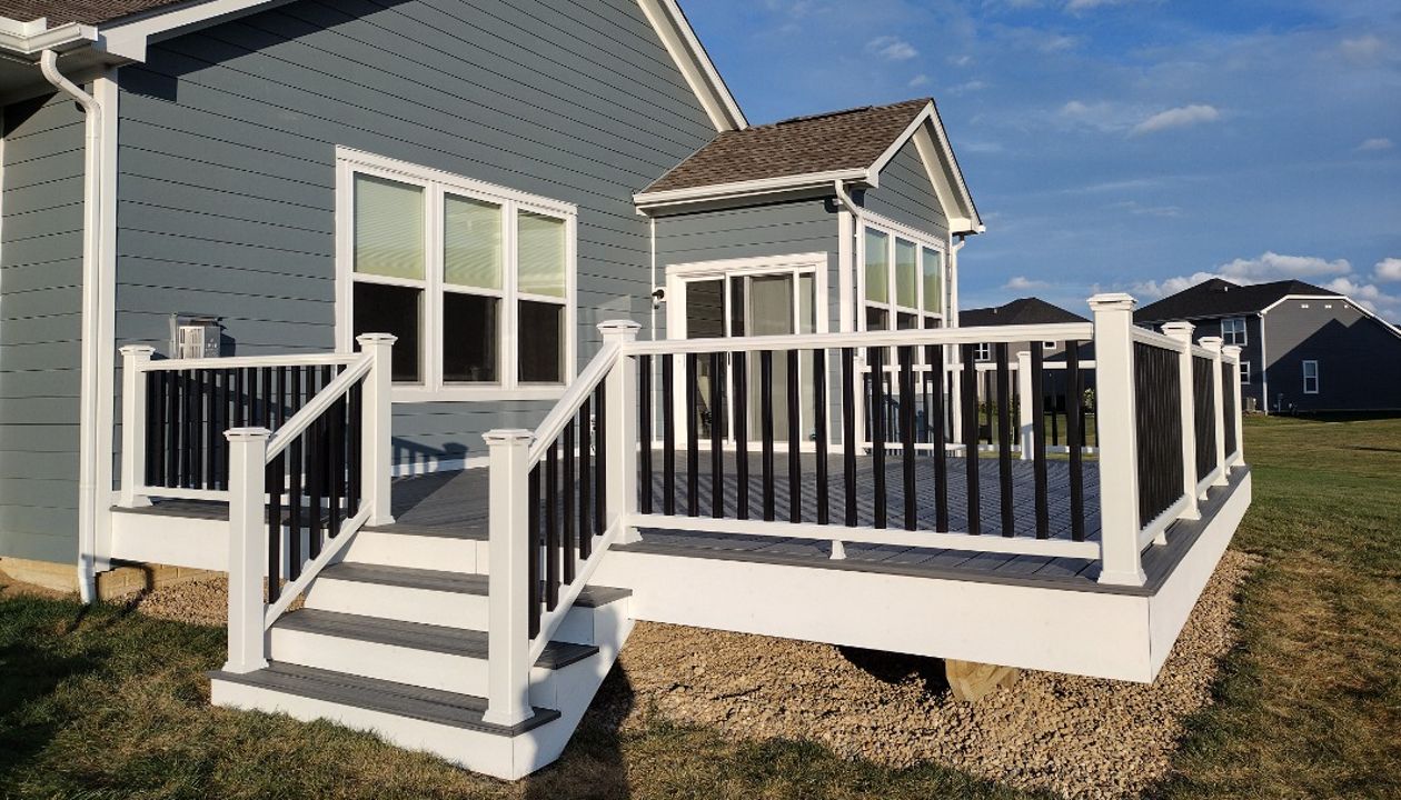 Trex White Universal Fascia