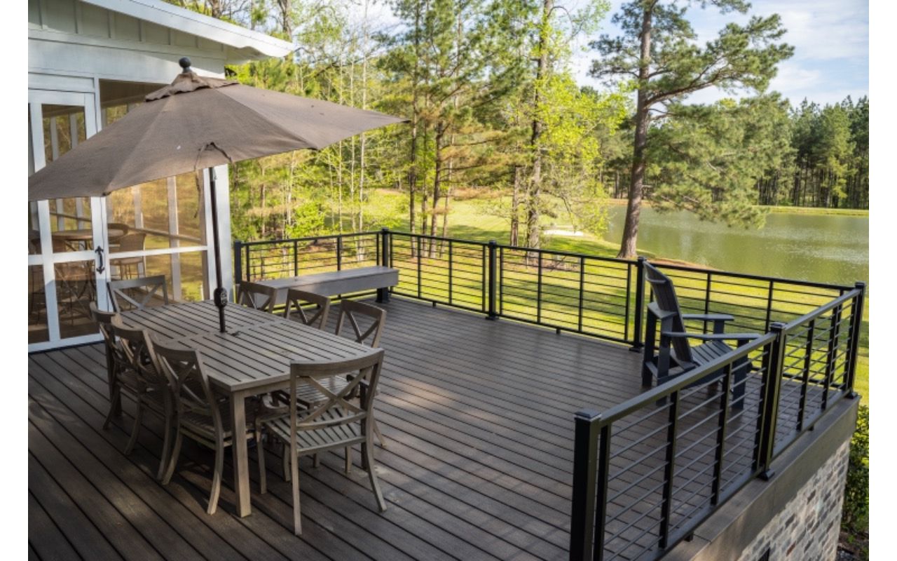 Coastal Bluff Naturals with Signature Rod Rail in Black