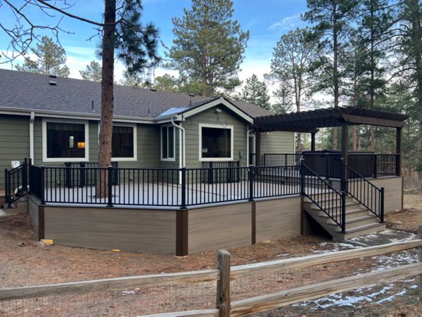 Trex Lineage Biscayne deck in Larkspur Colorado