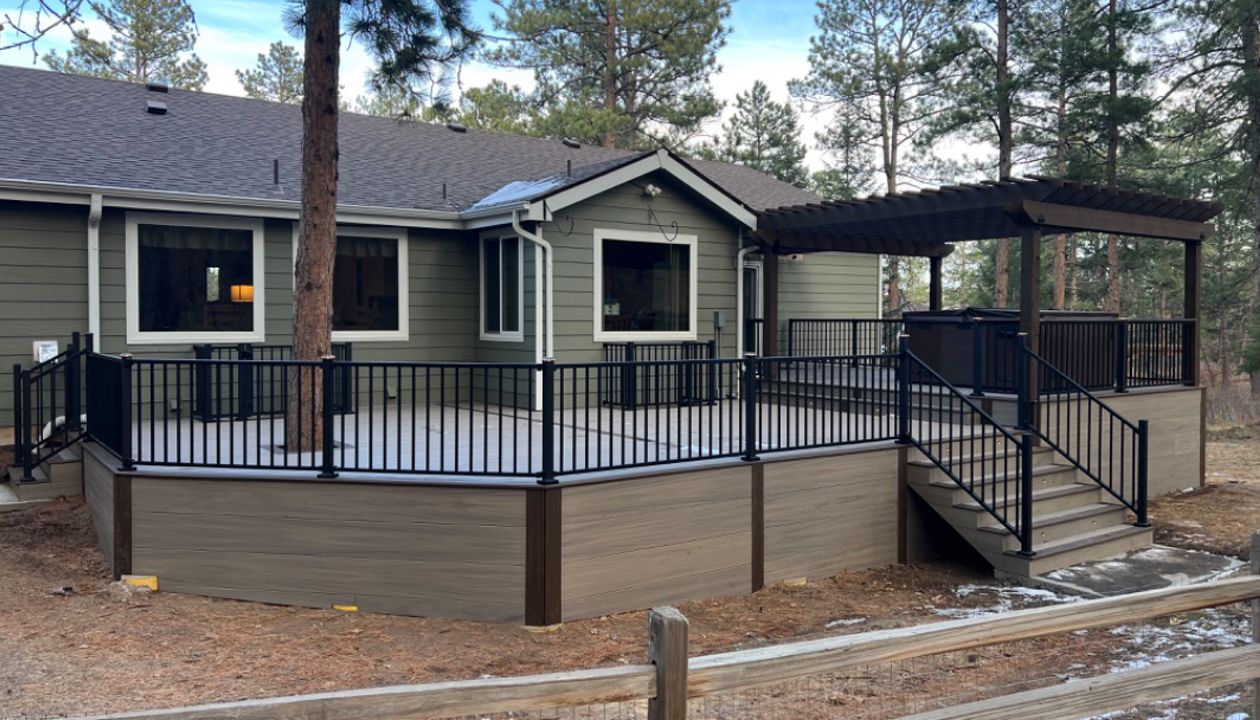 Trex Lineage Biscayne deck in Larkspur Colorado