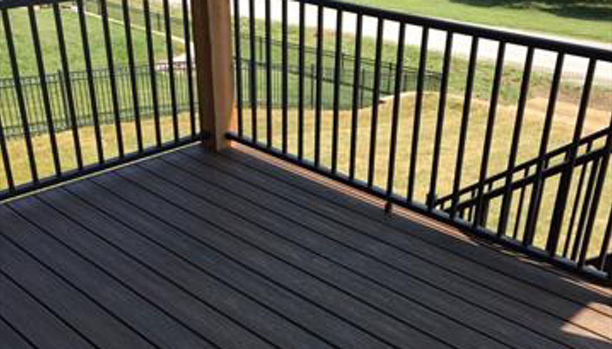 Trex Spiced Rum deck, Reveal rail, Omaha