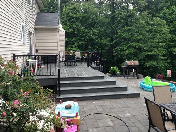 Trex Enhance Clamshell with Trex Lighting in Reading pa