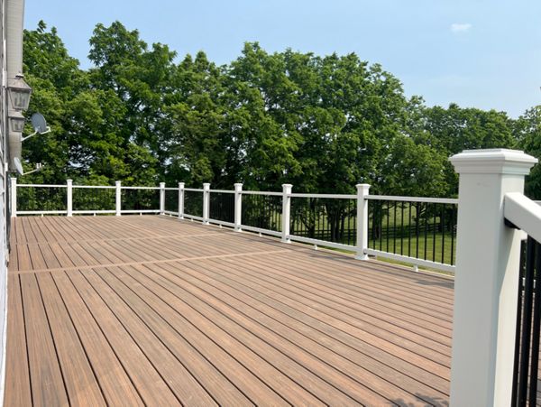 43x14 Toasted sand and White Railing