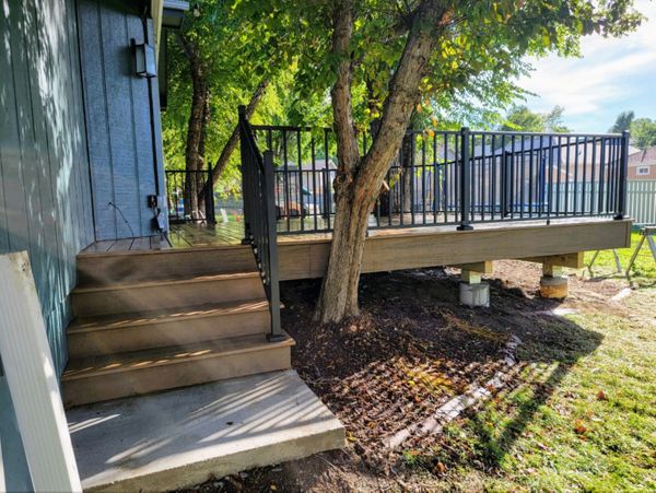 Toasted Sand, Black Aluminum Railing