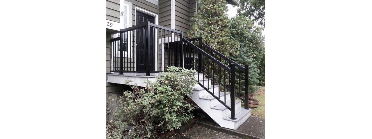 Enhance Clam Shell, Aluminum railing/Bothell, Wa.