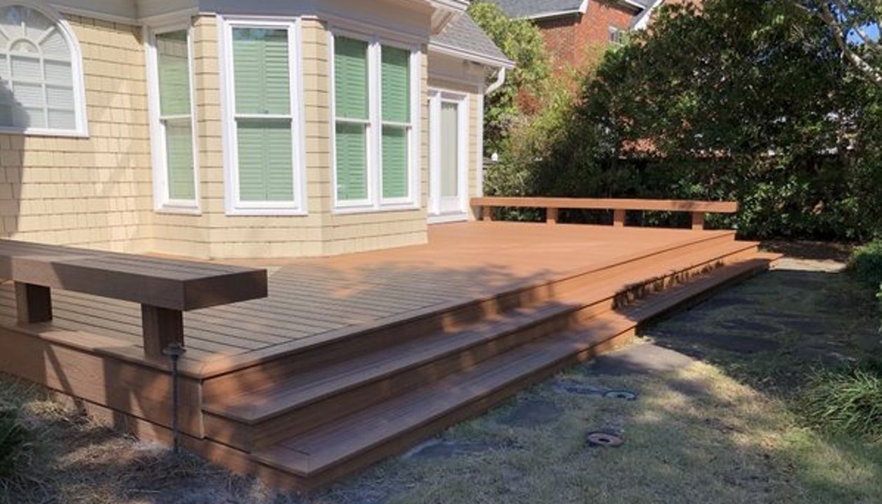 Benches and wide seating create lots of seating