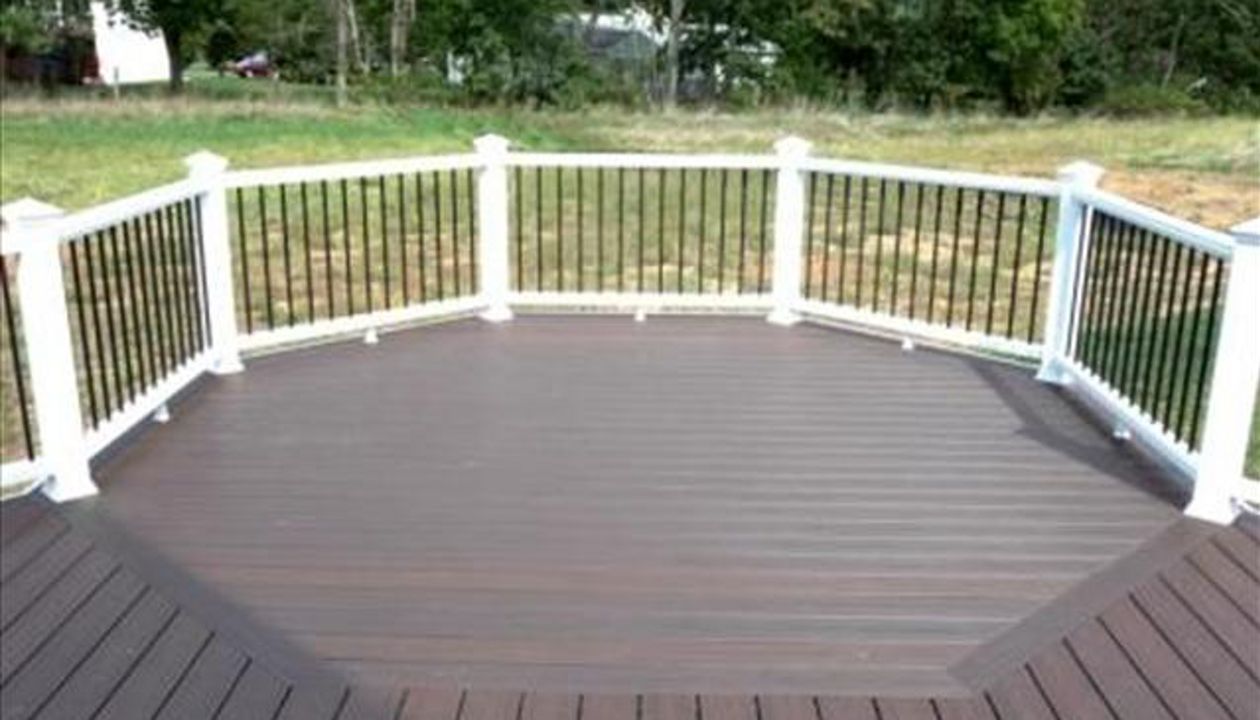 Trex Transcends Lava Rock, Transcends Rail