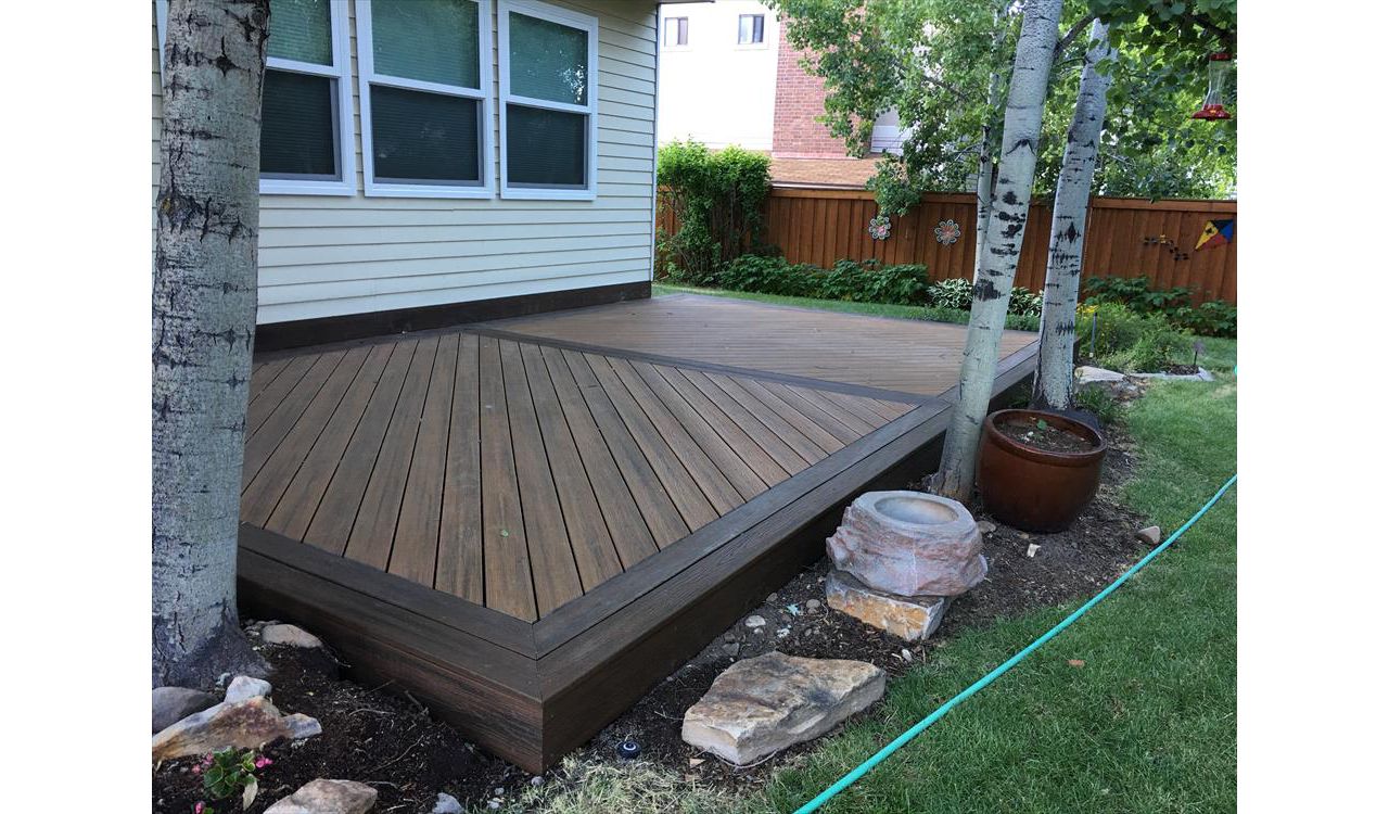 havana gold decking with spice rum border
