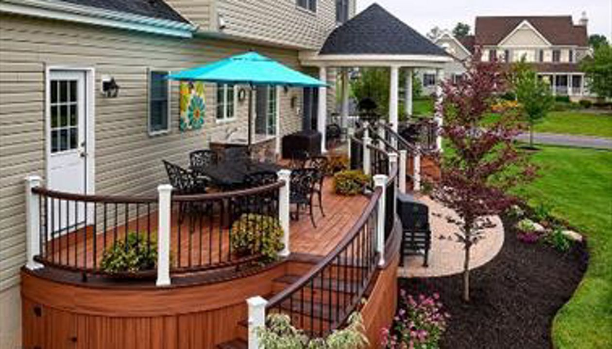 Trex deck.Tiki Torch and Lava Rock Deck with Circle Roof