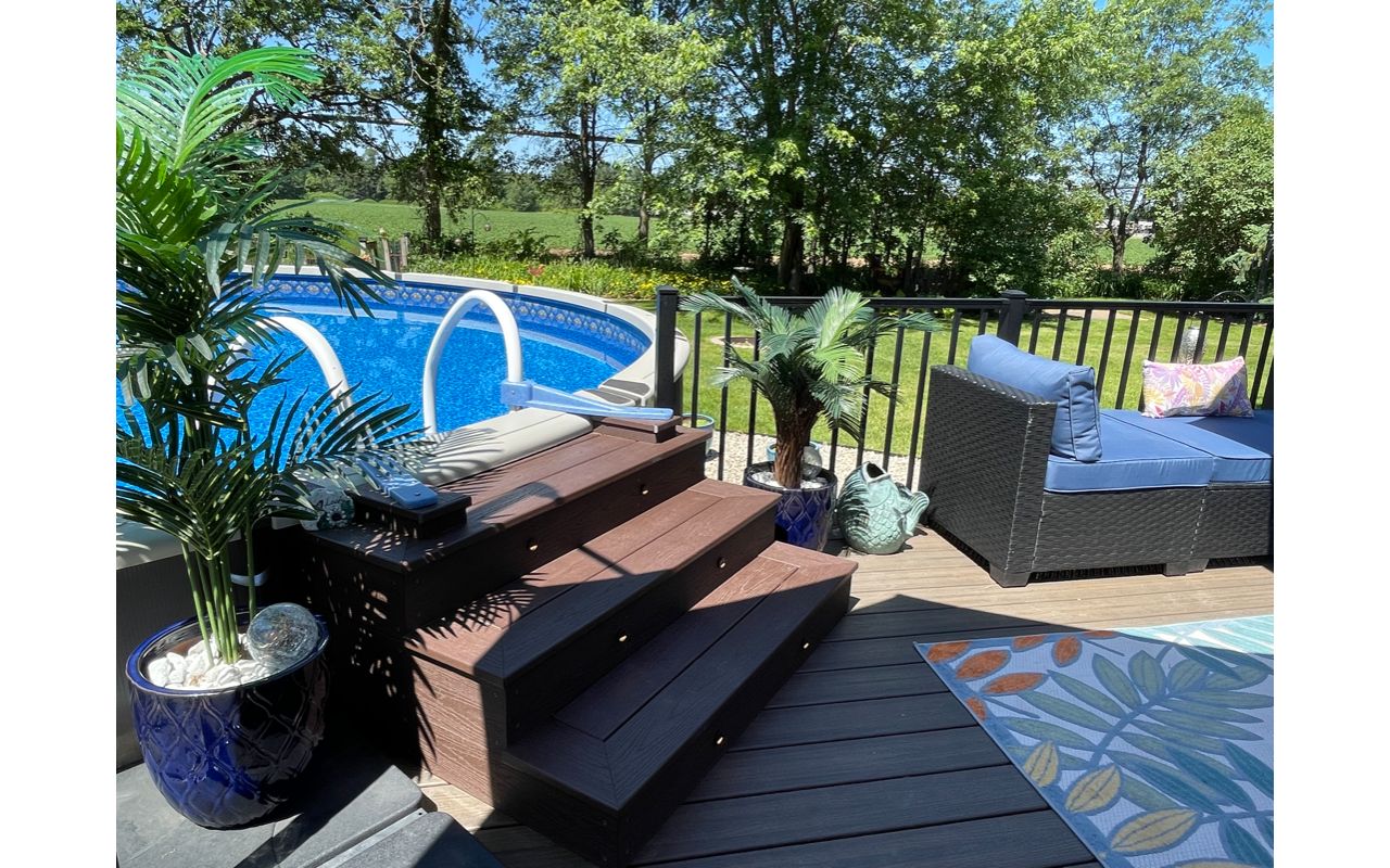 We build strong Trex decks as an extension of your living space....make yours an oasis!