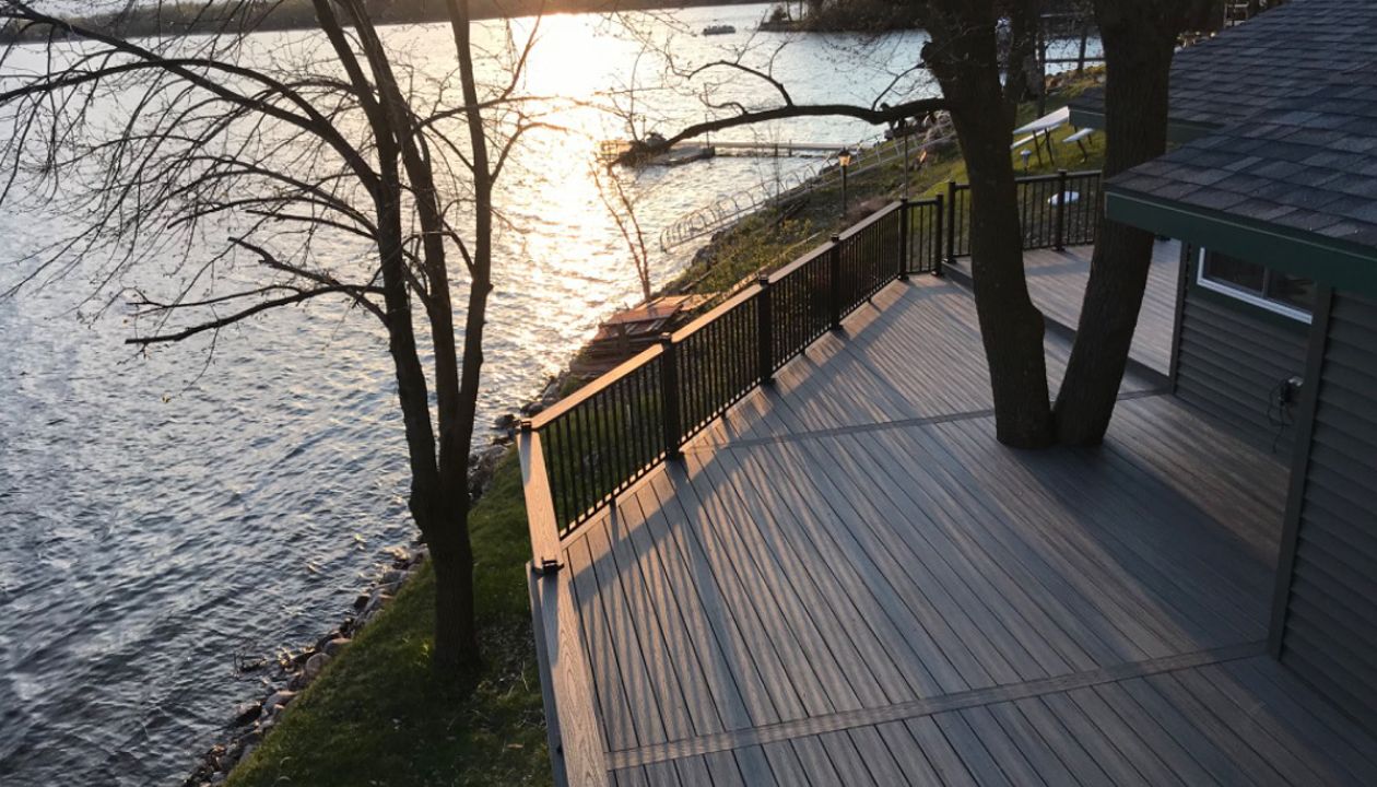 Maple Lake Trex Island Mist Composite decking with Signature rail and LED post cap lights