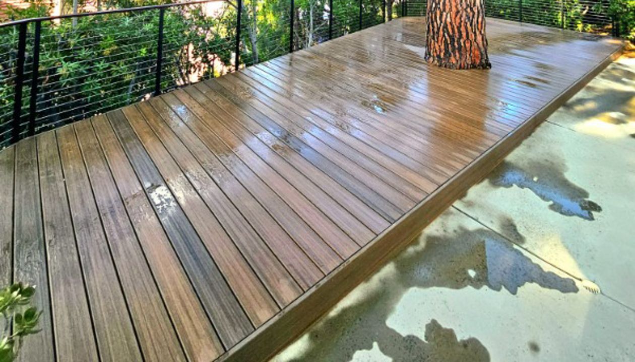 New Trex Deck & Cable Railing in Westlake Village, CA