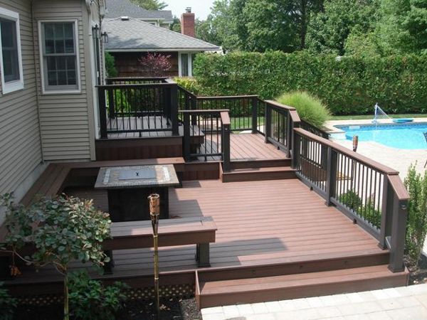 Merrick Multi Level Deck
