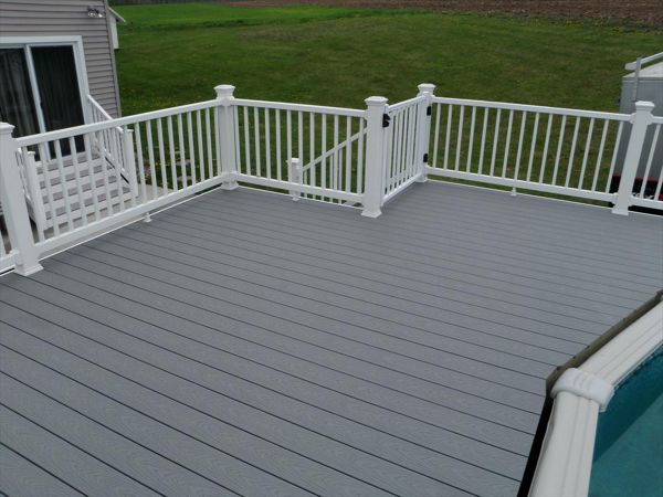 Trex Select Pebble Grey Decking, White Transcend Railing