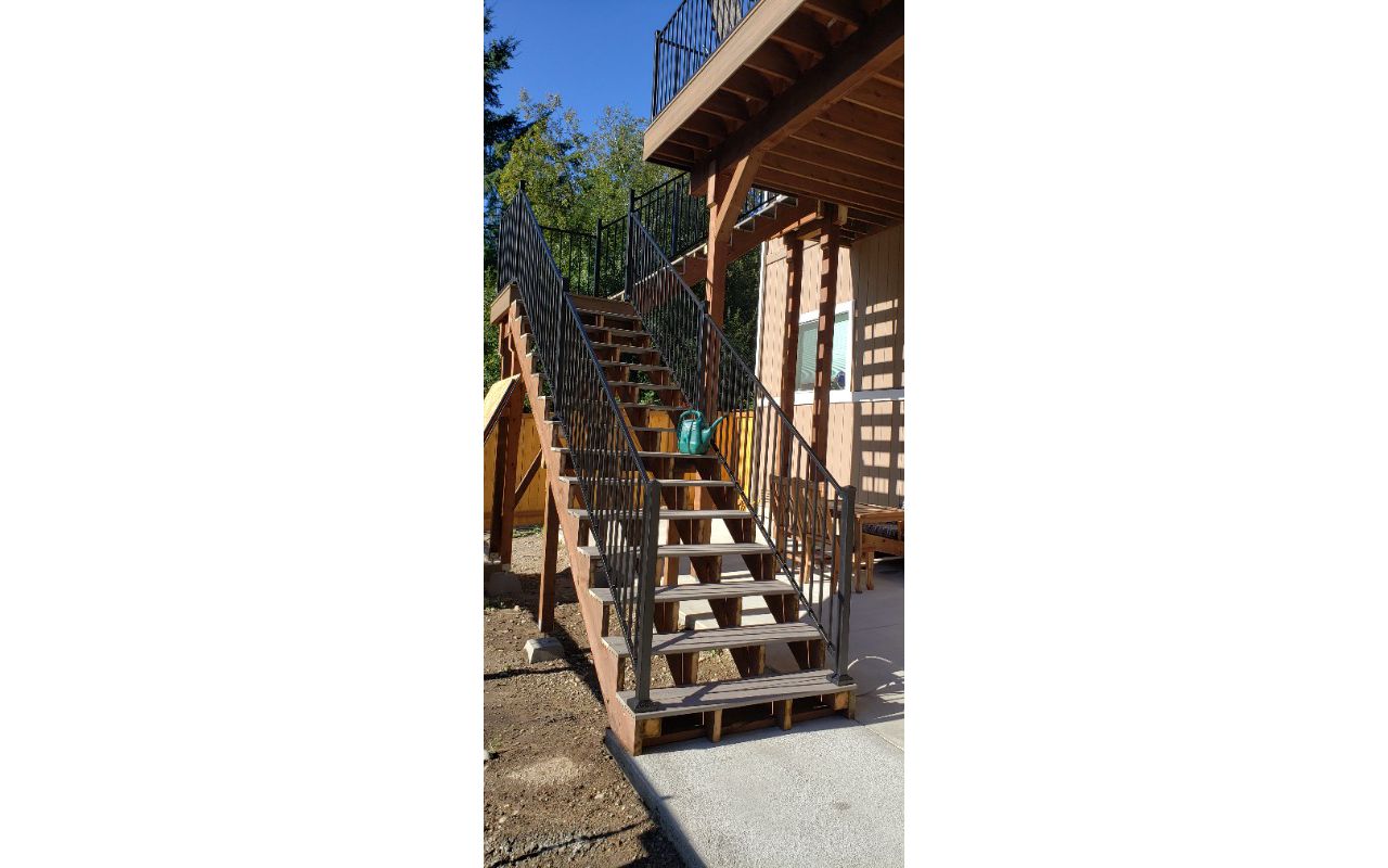 stairs going up 15'