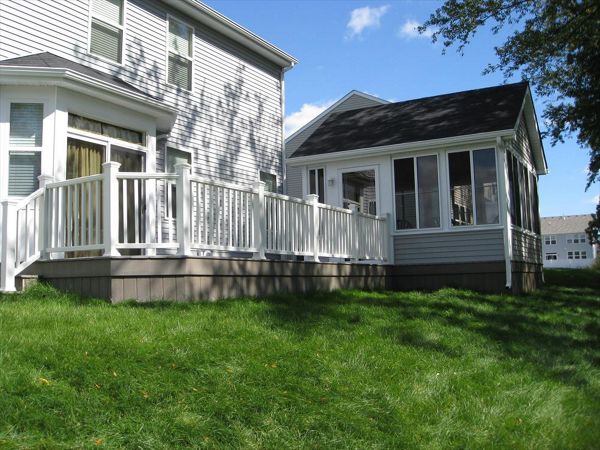 Trex Winchester Grey with Screened Room