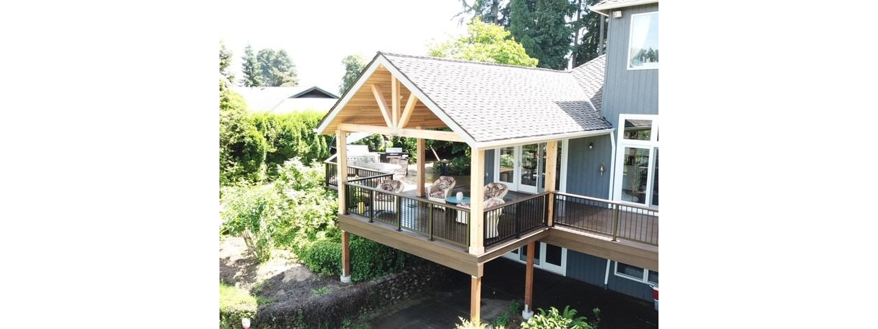 Trex Transcend Spiced Rum deck in Aurora, OR