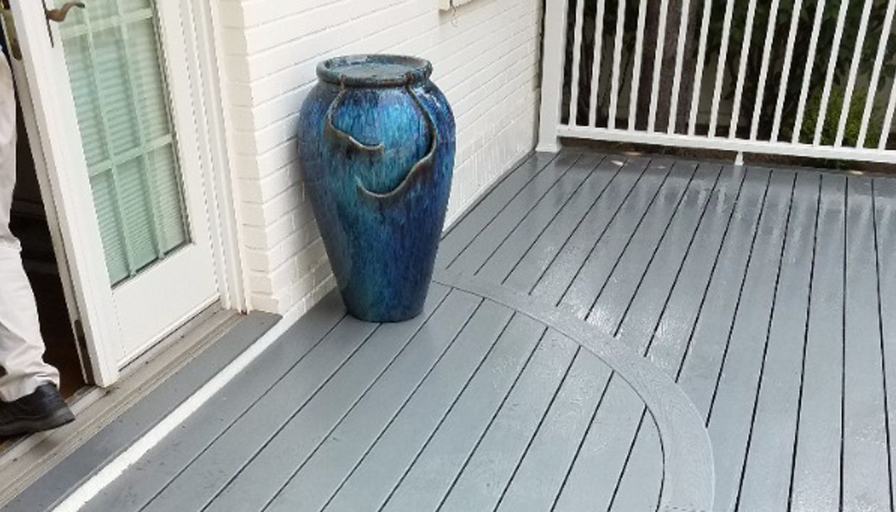 Trex deck, Select Pebble Grey, curved step, Reno, NV