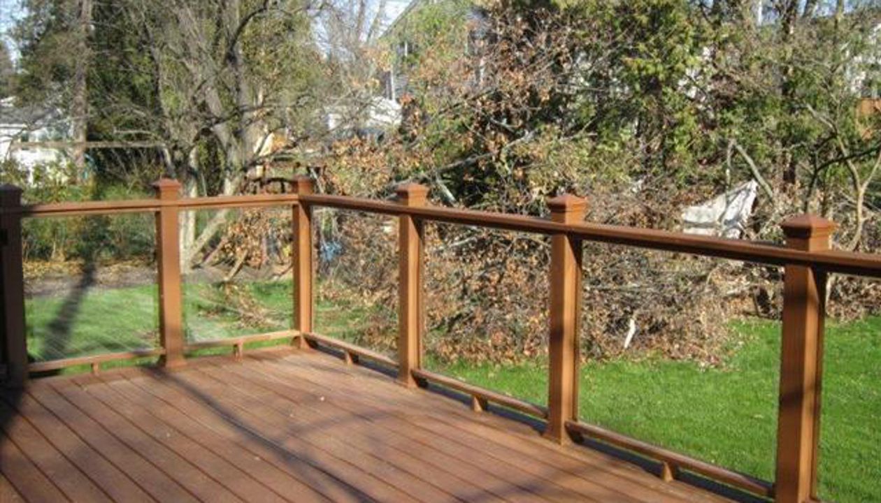 Tree House/ Plexi Glass