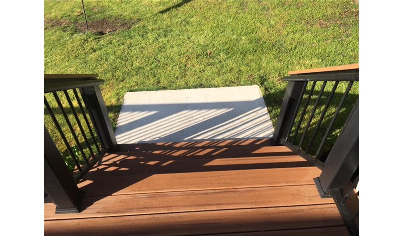 Trex Transcend stairs and handrails stay like new for years to come