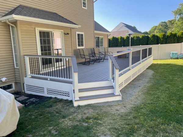 Rocky Harbor decking, Trex Transend white cocktail rail with metal balusters