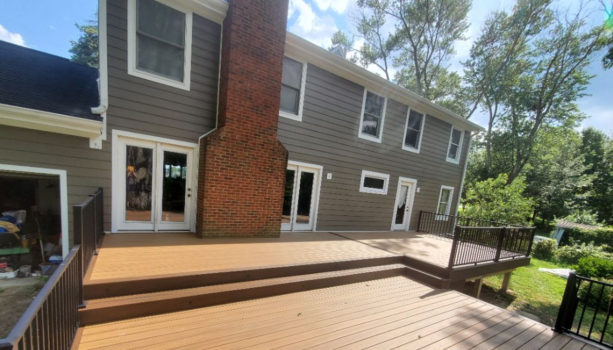 spiced rum frame with Havana gold decking