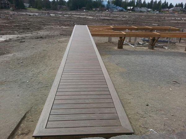 Tropical Transcend  Spiced Rum Dock Lake Taps