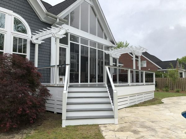 Stairs, deck, wrap and railings in Windward Oaks