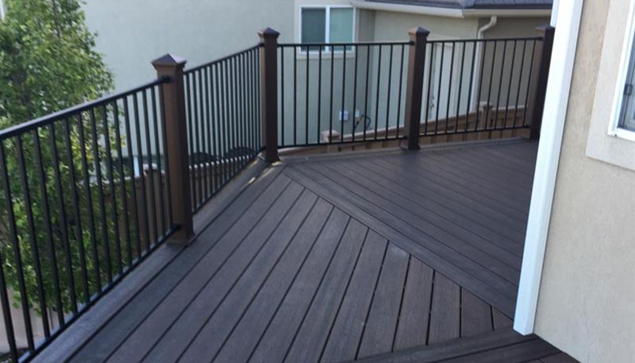 lava rock decking with vintage lantern borders