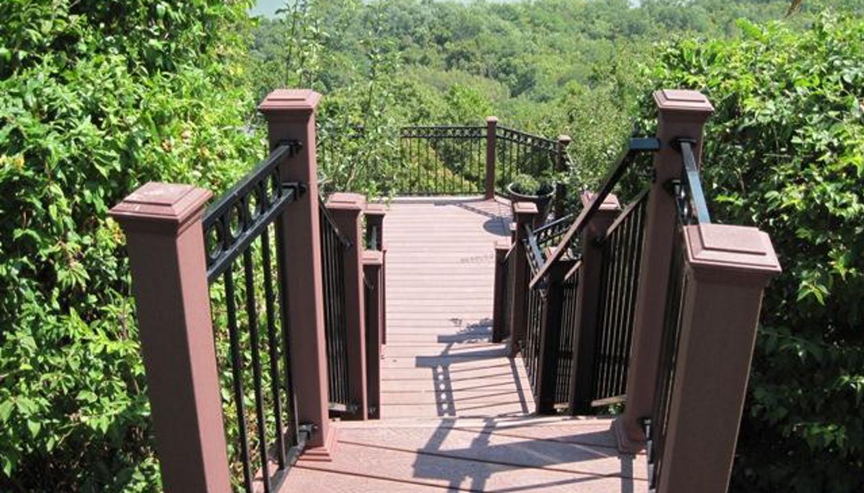 Trex Madeira Accents